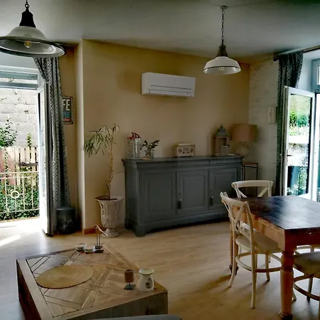 La Maison O Kiwis بيت للعطل Saint-Denis-lès-Martel